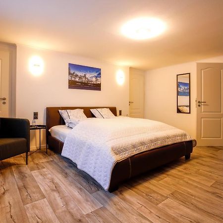 Marias Guest House Eynatten 外观 照片
